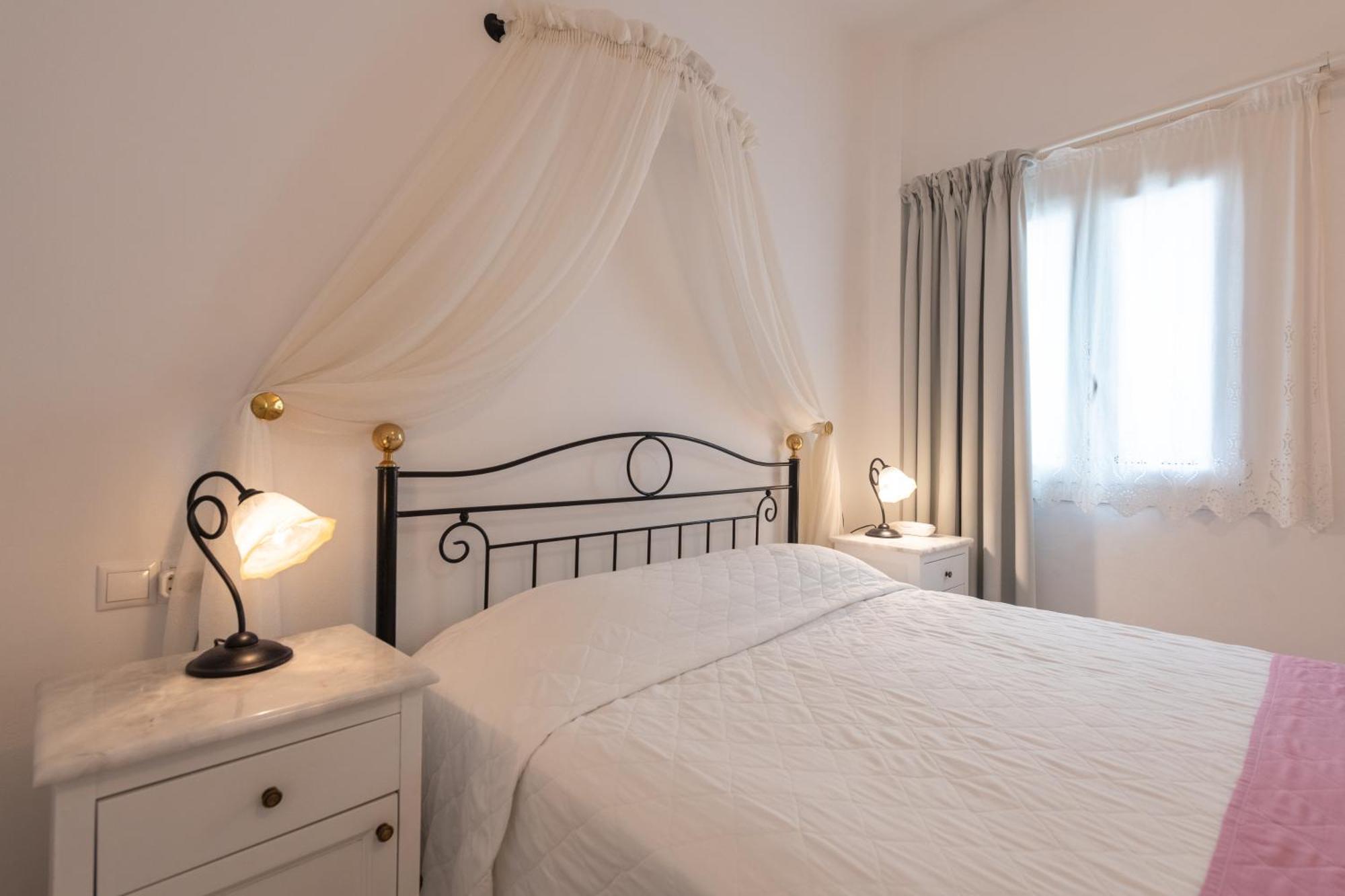 Reverie Santorini Hotel Firostefani Bagian luar foto