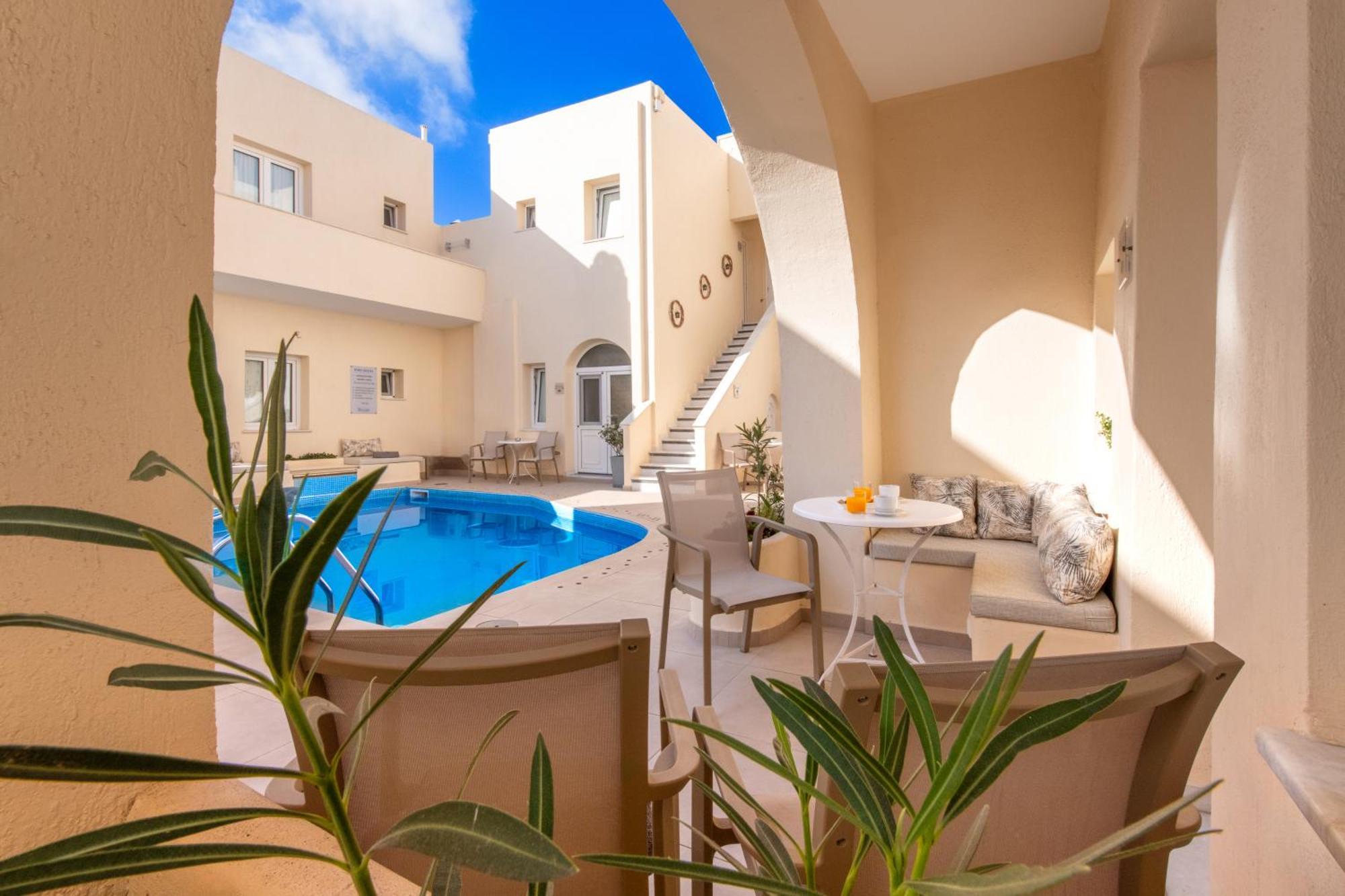 Reverie Santorini Hotel Firostefani Bagian luar foto