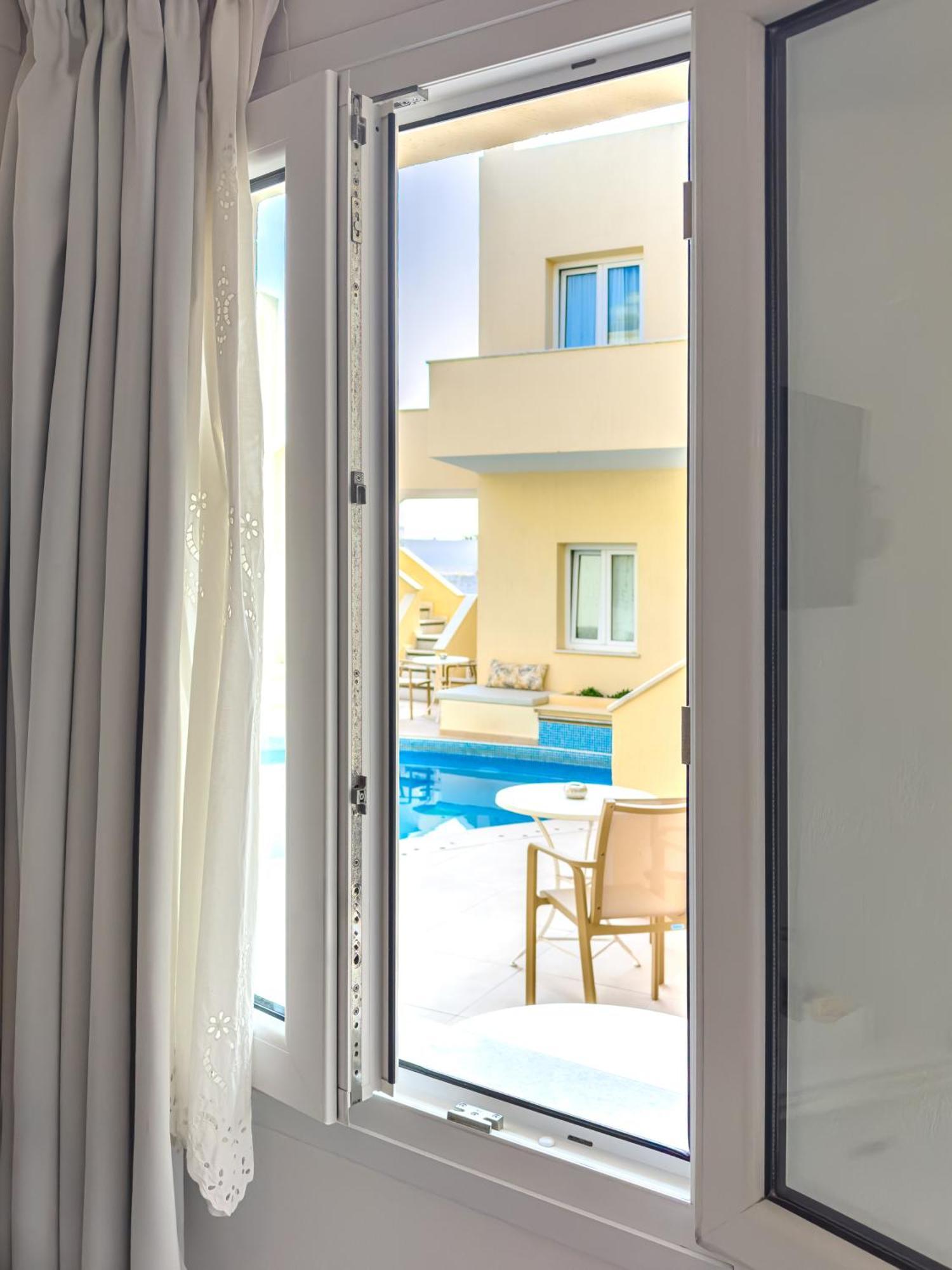 Reverie Santorini Hotel Firostefani Ruang foto